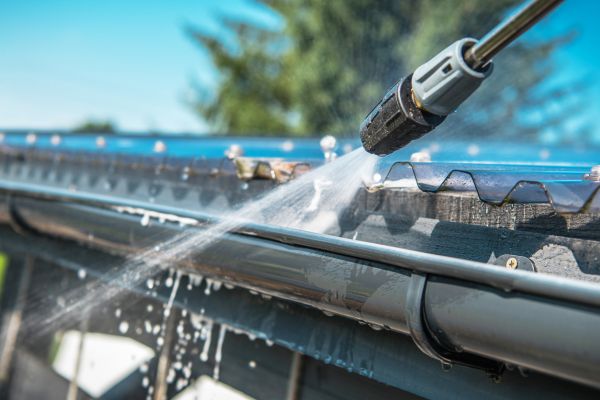 Cost of Gutter Pressure Washing in Reston