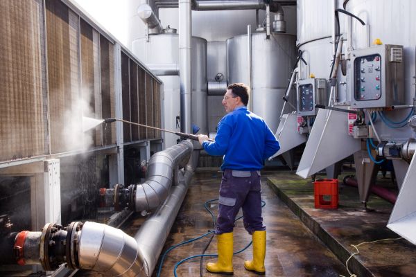 Cost of Industrial Pressure Washing in Reston