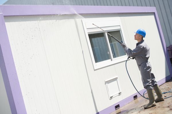 Cost of Apartment Pressure Washing in Reston